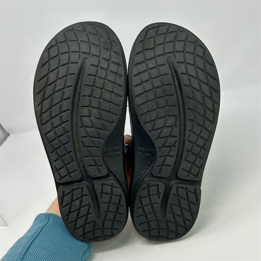 OOFOS OOcloog Recovery Clog Unisex Slip-On Comfort Shoes Black W8 M6 (EU 39) - Picture 8 of 10